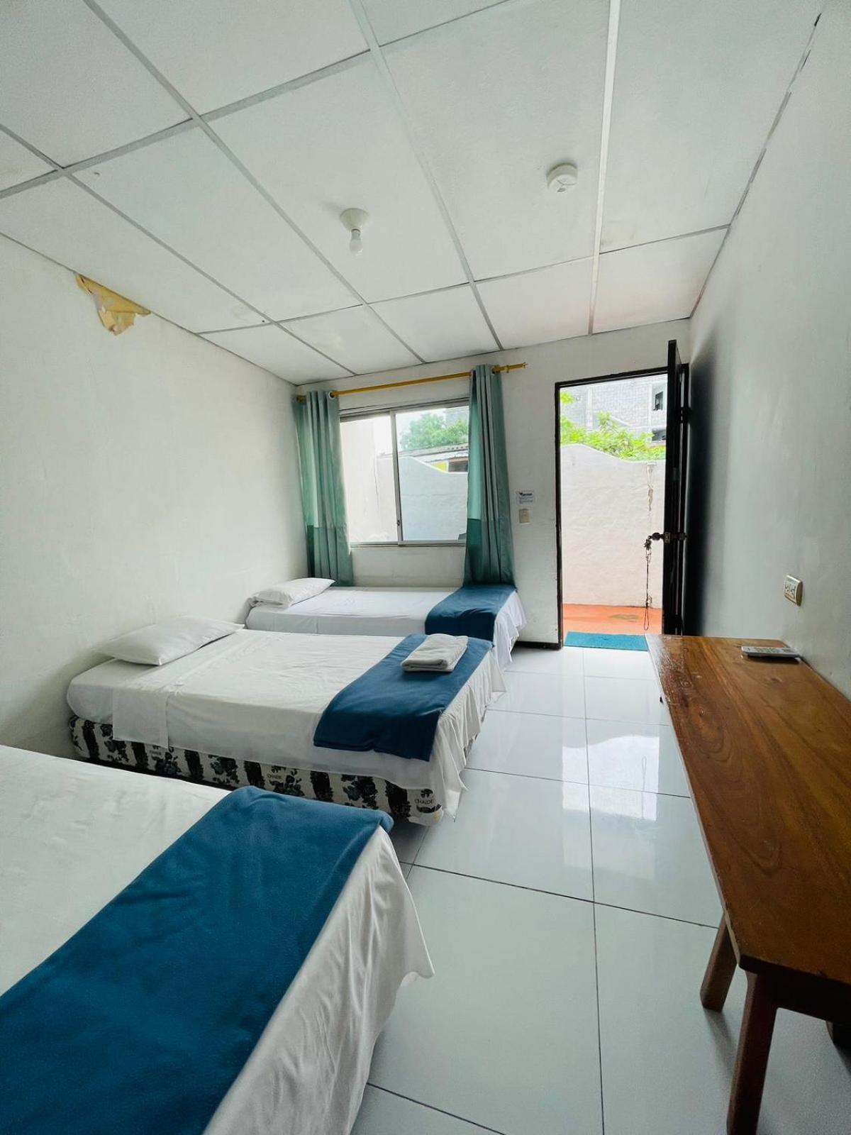 Hostal Darwin Puerto Ayora  Eksteriør bilde