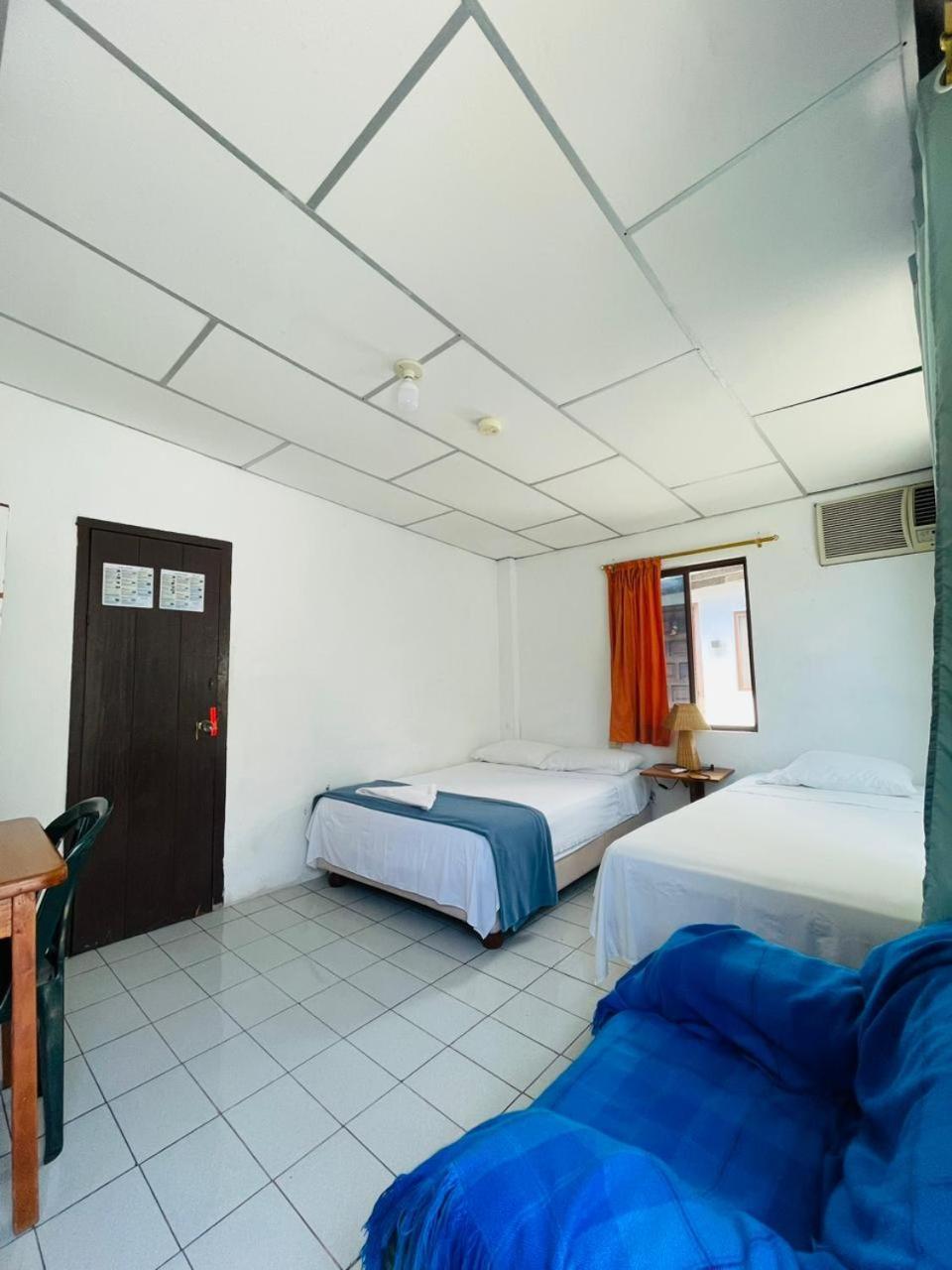 Hostal Darwin Puerto Ayora  Eksteriør bilde